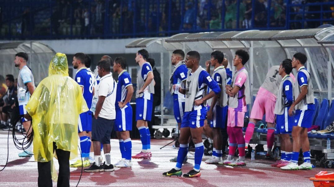 Bojan Beri Kabar Soal Thom Haye Sekaligus Sentil Kerasnya Prinsip yang Ia Bawakan di Persib